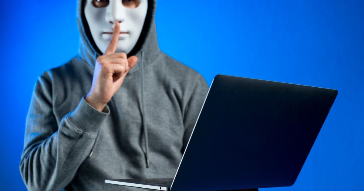 URL Injection Hacks That Employ Fake URLs